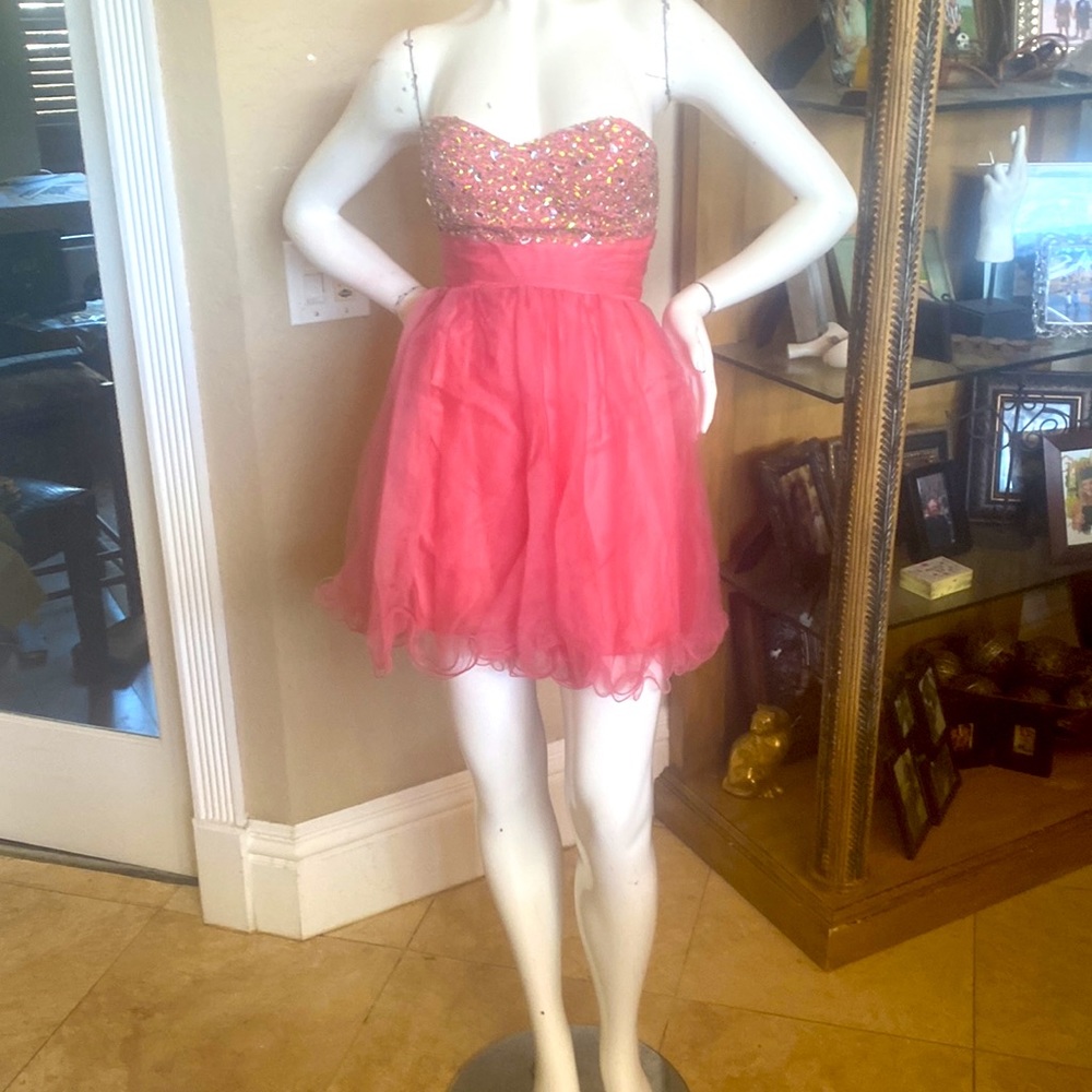 Decode 1.8 Beaded Sequins Strapless Coral Dress Sz 2